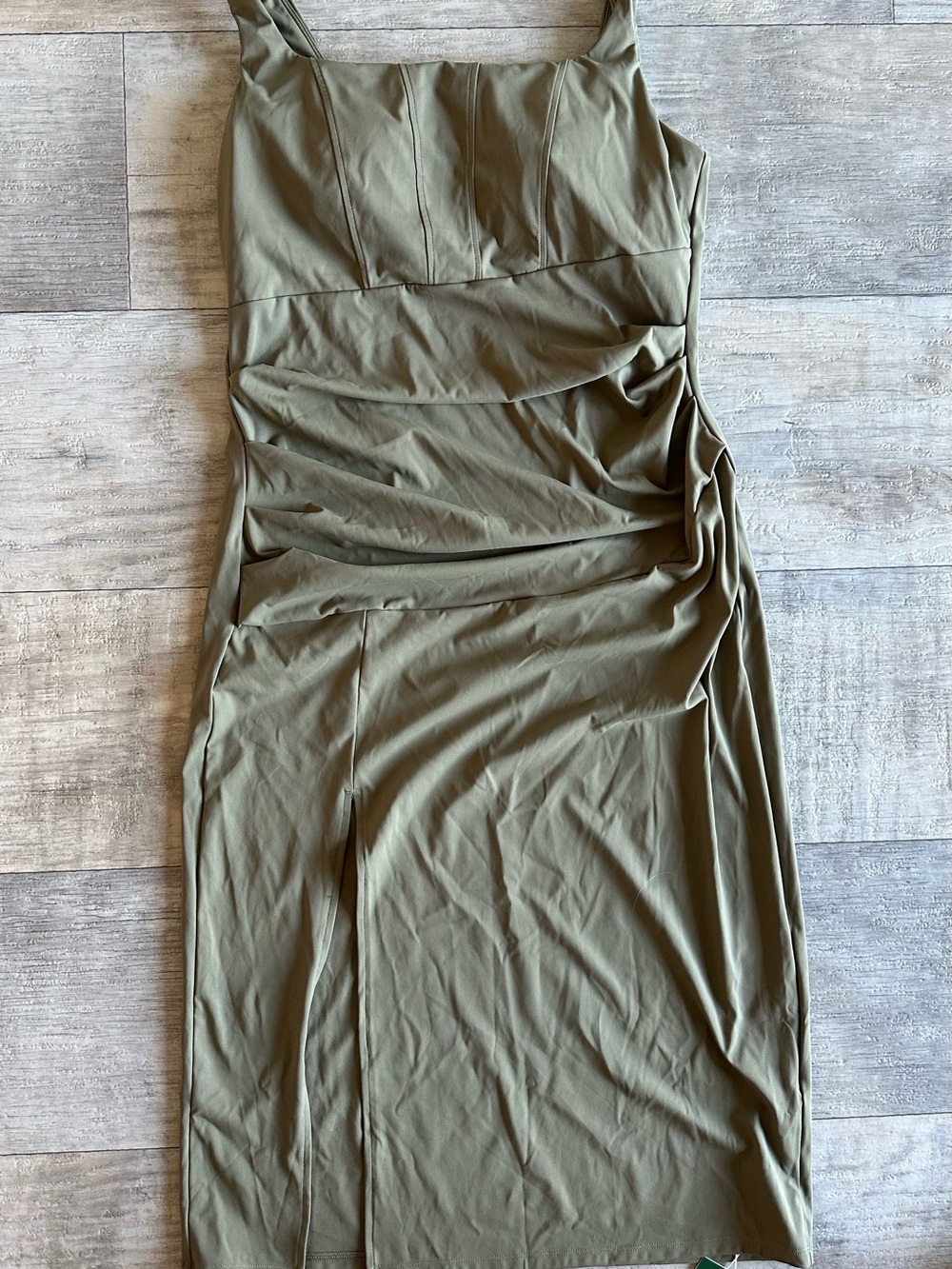 Halara Olive Ruched Bodycon Midi Dress NWT Size L